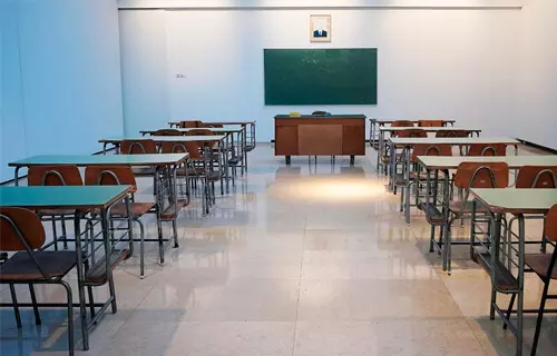 Como a troca de pisos pode beneficiar sua escola